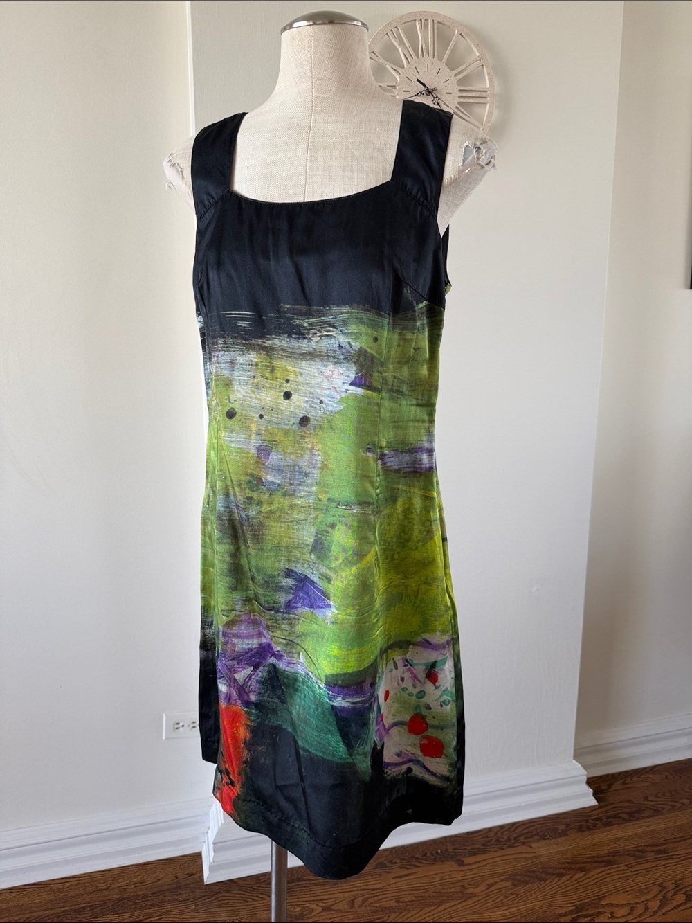 Women's Black and Green Printed Midi Dress